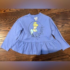Hanna Andersson Cinderella t-shirt. Size 5.